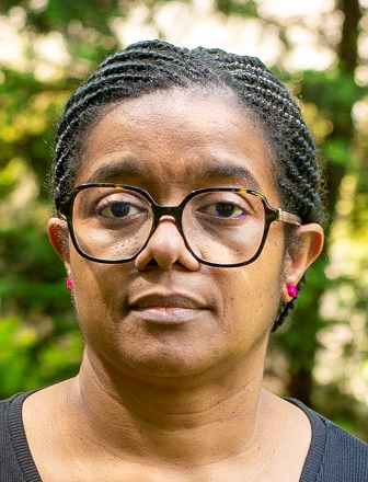 Edith Olungu